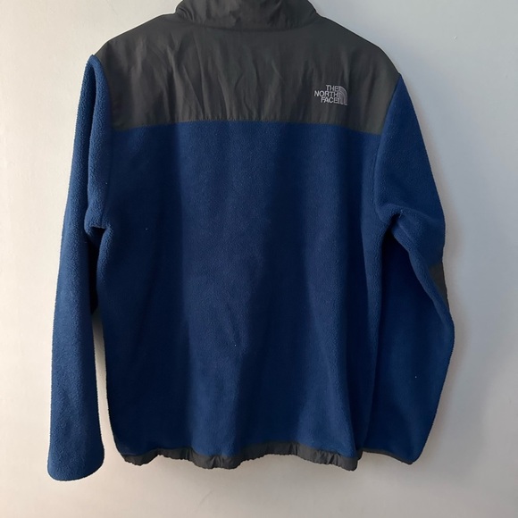 * THE NORTH FACE BOYS Retro Denali Jacket
* XL (18) - Picture 8 of 8